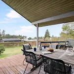 Beautiful In With 3 Bedrooms *