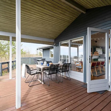 Semesterbostad Beautiful In With 3 Bedrooms